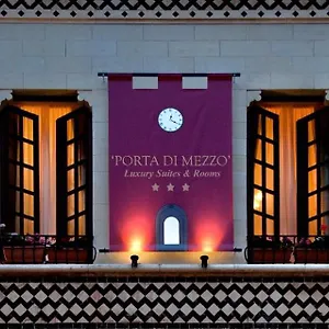 Porta Di Mezzo Luxury & Guest house