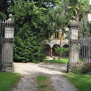 la-patirana-guesthouse.it-lombardy.com/